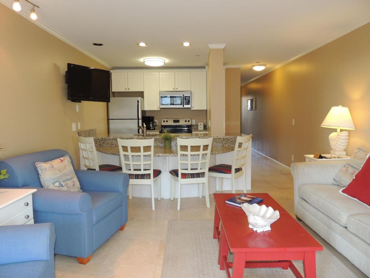 Updated And Classy One Br Oceanview Condo Bikes & Beach Gear Included ヒルトンヘッドアイランド エクステリア 写真
